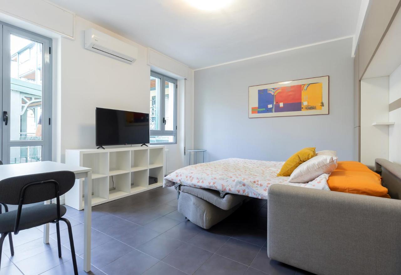 Apartmán 20Mins From Duomo - Renovated Apt Near City Center Milán Exteriér fotografie