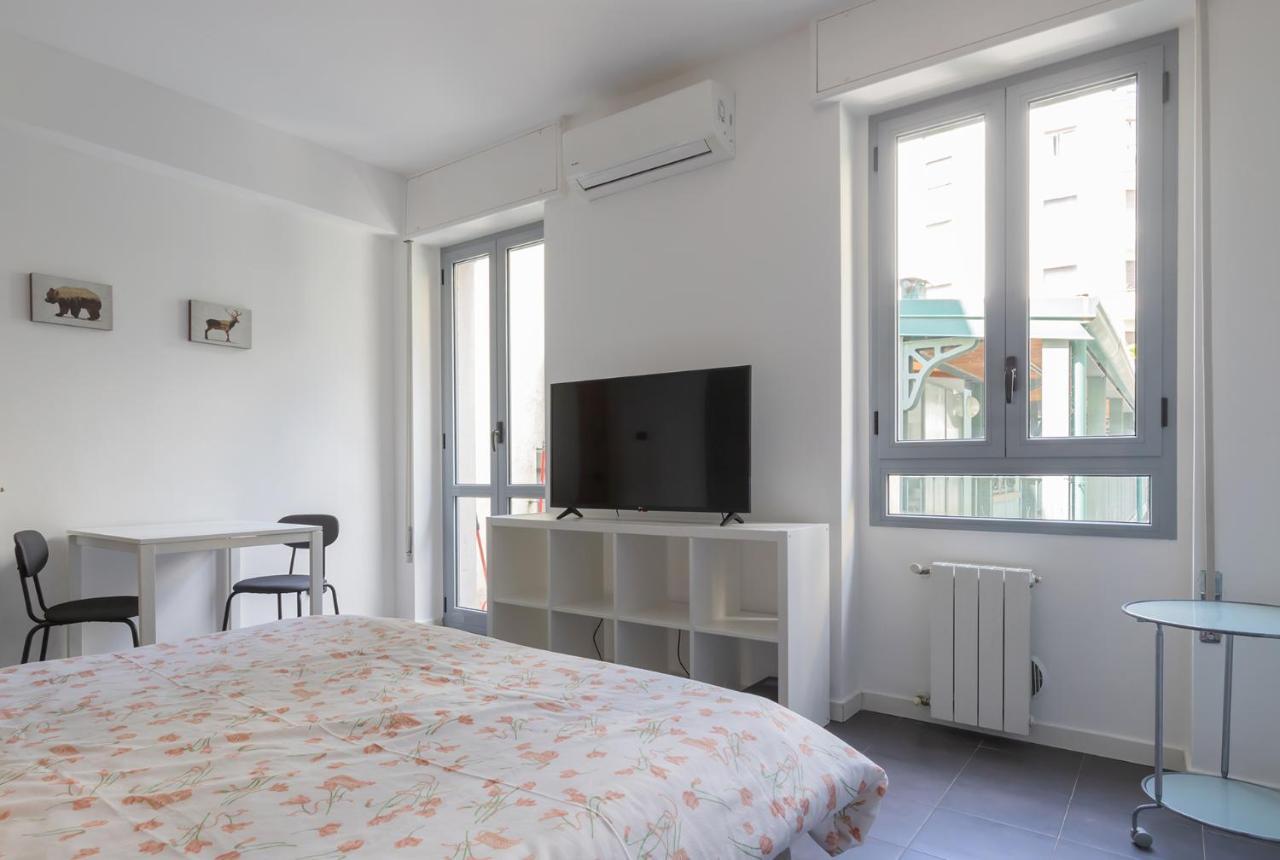 Apartmán 20Mins From Duomo - Renovated Apt Near City Center Milán Exteriér fotografie