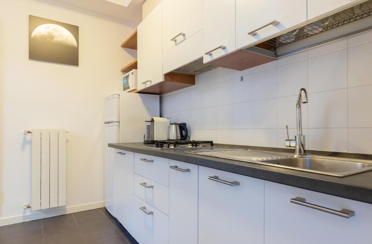 Apartmán 20Mins From Duomo - Renovated Apt Near City Center Milán Exteriér fotografie